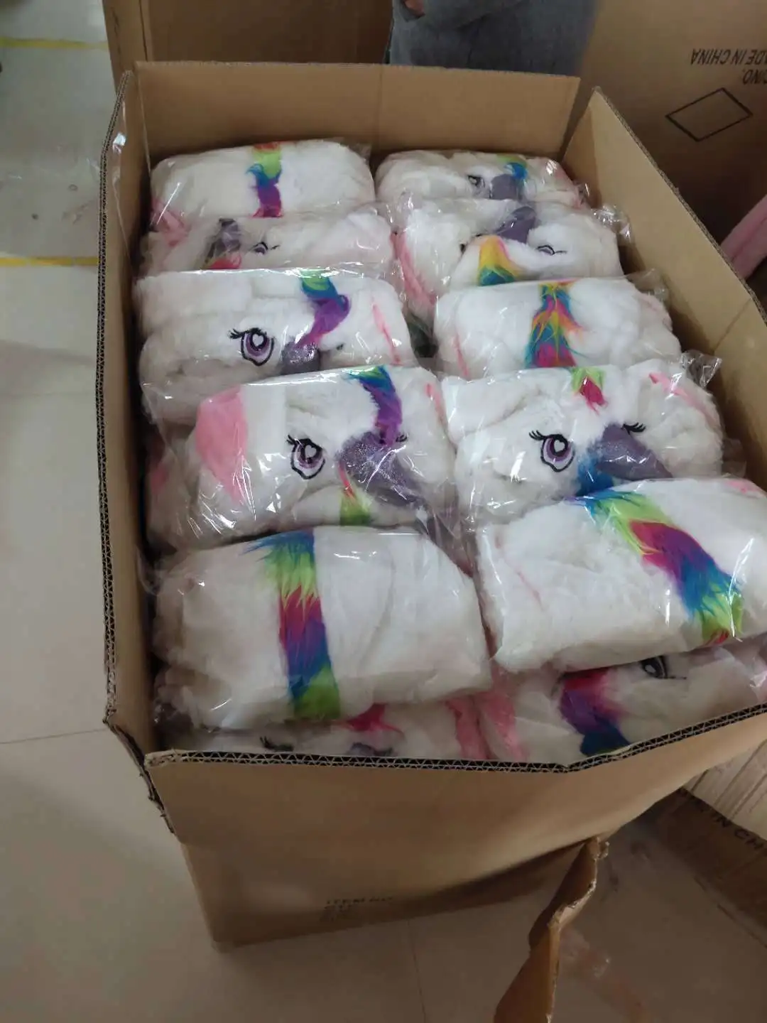 Custom Bunny Hat With Air Pumping And Moving Ears Plush Cute Animal Cap