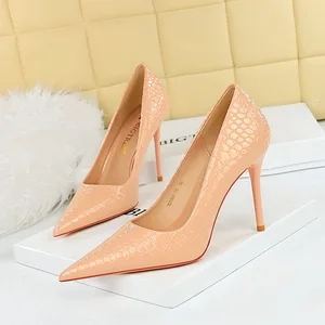 3391-29 Fashionable Snake Pumps Sexy Slim Patent Leather Stiletto High Heels Shallow Mouth Pointed Toe Slip-on For Summer