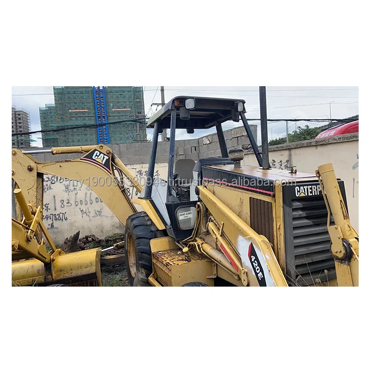 CAT 420 BACKHOE.png