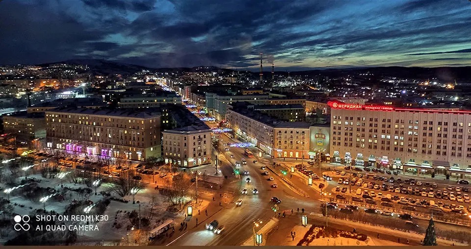 Wholesale Second-Hand Xiaomi Redmi K30 Mobile Phone 4G LTE 5G Dual SIM Smart 8+128GB with Qualcomm Processor in Red