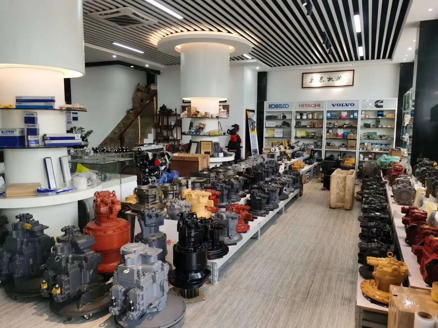 High Quality 31N8-12010 Swing Motor for Hyundai Excavators