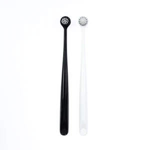 High Quality New Style Small Round Head Toothbrush Classic Black and White Couple Tooth Brush Private Brand