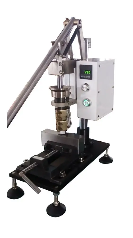 Benchtop Manual Plastic Injection Molding Machine