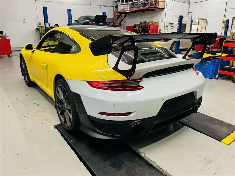 Porsche 911 GT2 RS Bodykit - Carbon Fiber Front Bumper