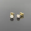 Oro amarillo 14K
