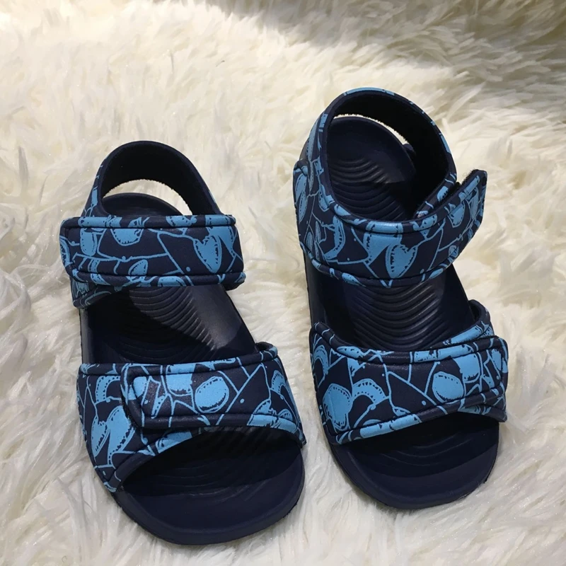 2024 летняя новая Легкая удобная Пляжная обувь для мальчиков