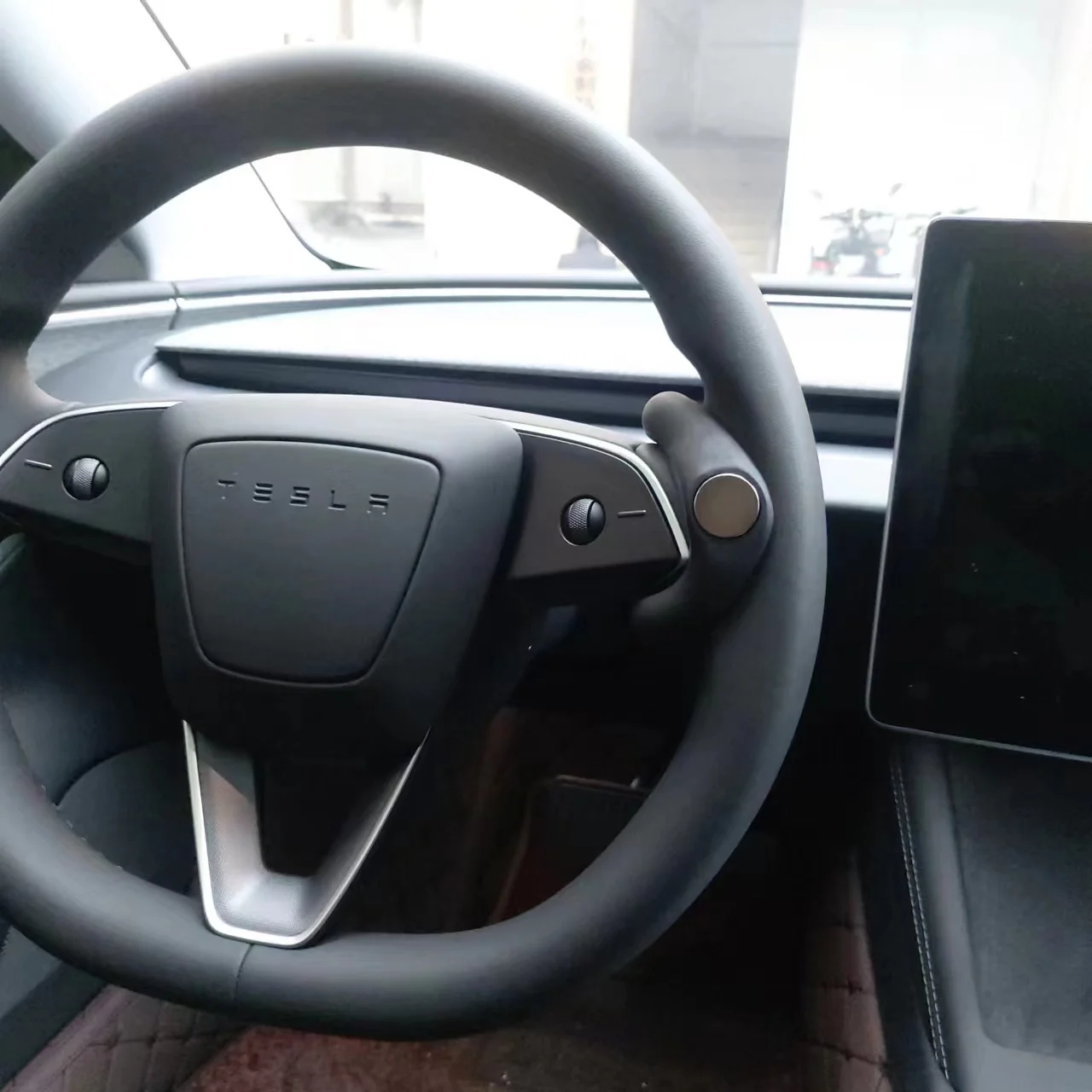テスラ モデル3 ハイランド 専用オートパイロット輔助デバイス テスラモデル3ハイランド2024用の更新されたステアリング