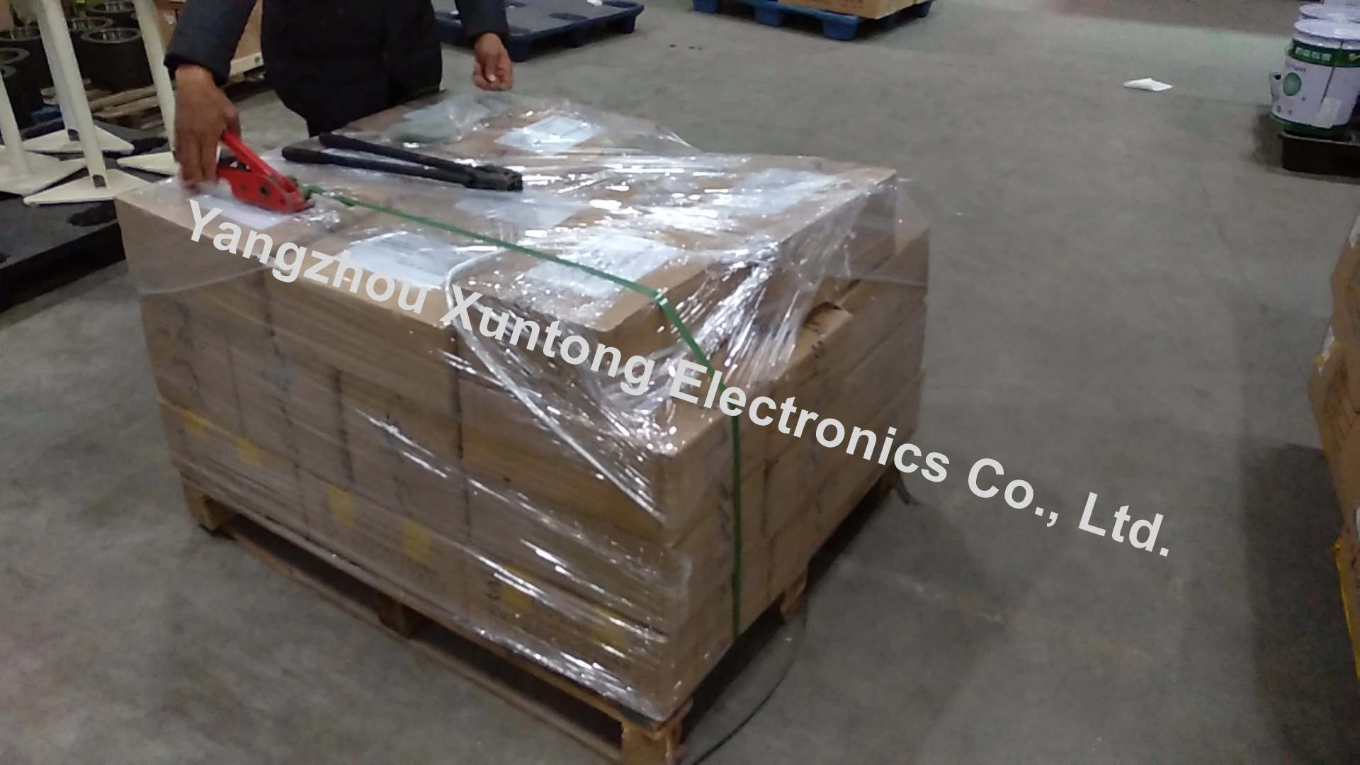 2 Ways 5900 Mhz Antenna And Cable Signal Conditioner Tv Antenna