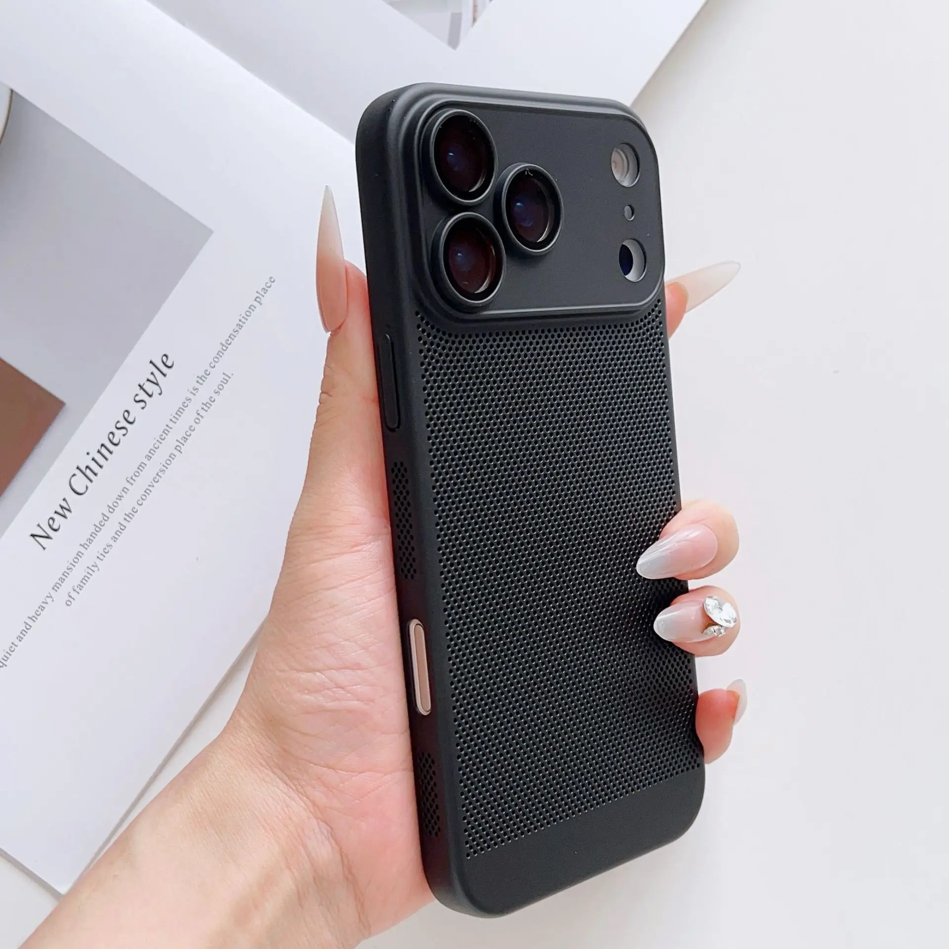 New breathable mesh case for iPhone 17 full-coverage lens protector for iPhone 16 for iPhone 16 Pro for iPhone 15