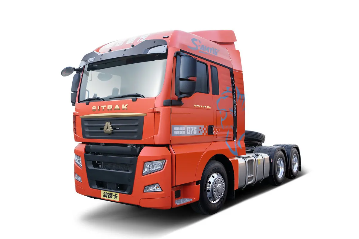 Qiz va trans ayol yigitni hayratda qoldirdi.