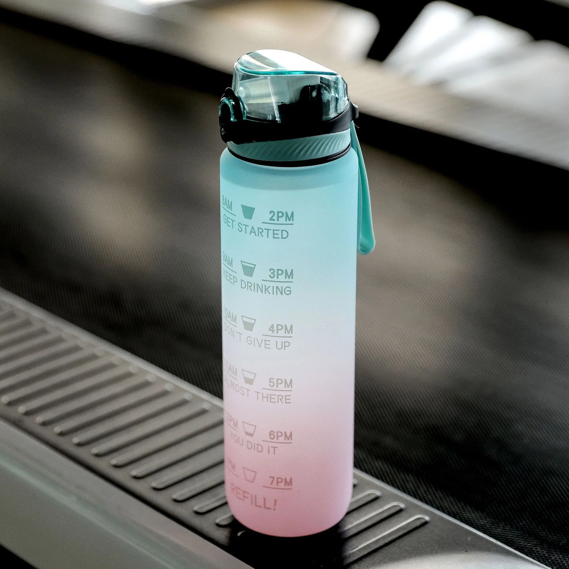 Motivational Water Bottle with Time Marker, 32 Oz BPA Free Water Bottles  with Fr