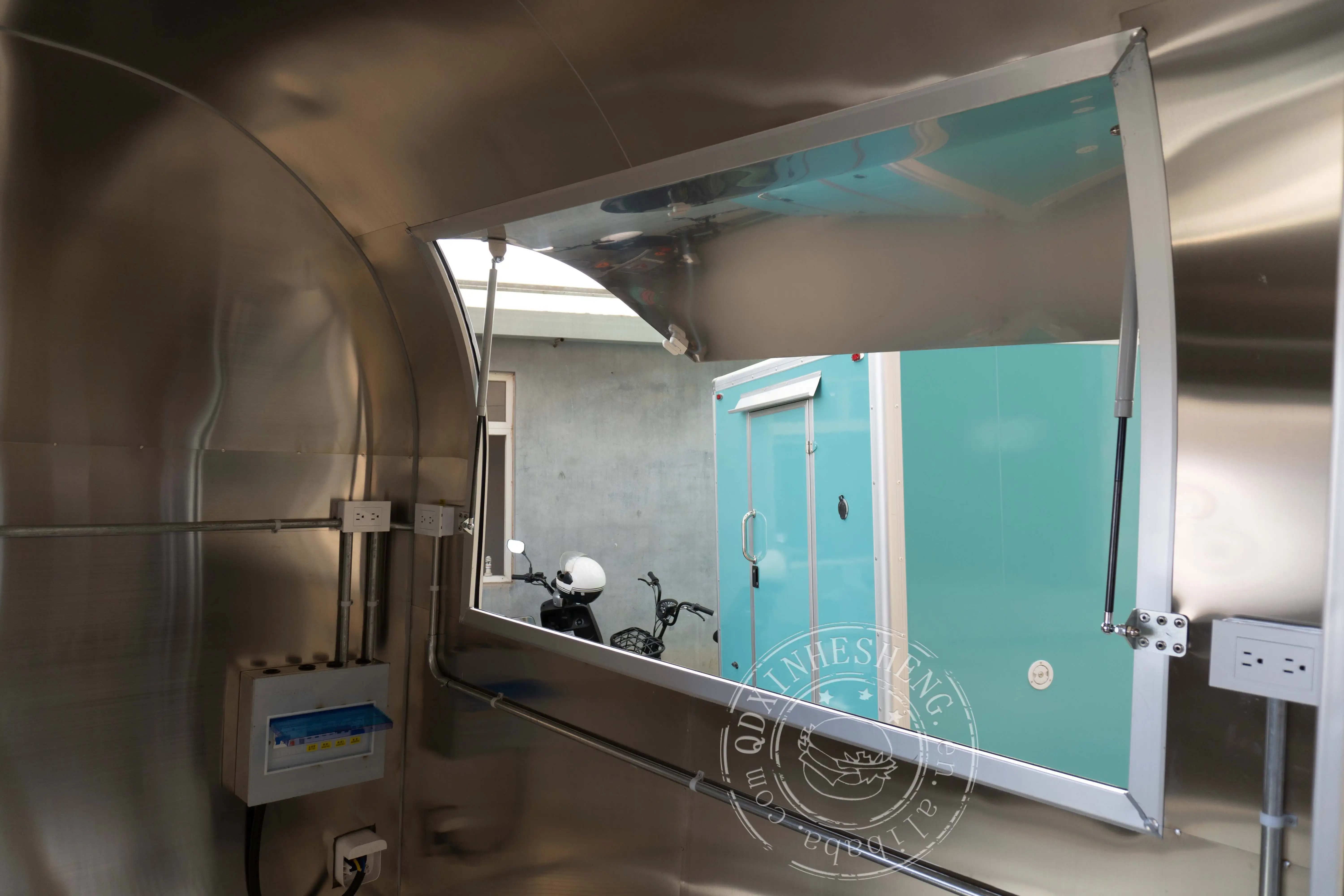 Mobile Food Truck With Full Kitchen Concession Mini Portable Food