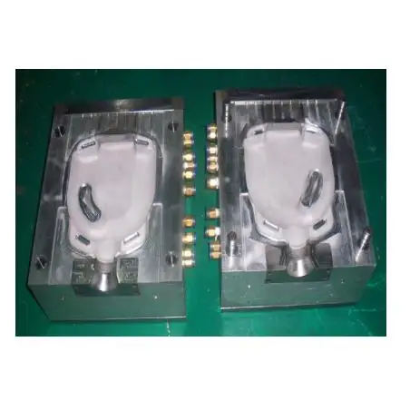 mold2.jpg