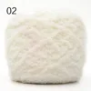 02 blanc laiteux