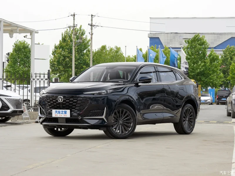 Changan uni-k tech 2. Юникей чанган 2022. Чанган uni-k 2023. Чанган юни-к 2021. Uni k проблемы.