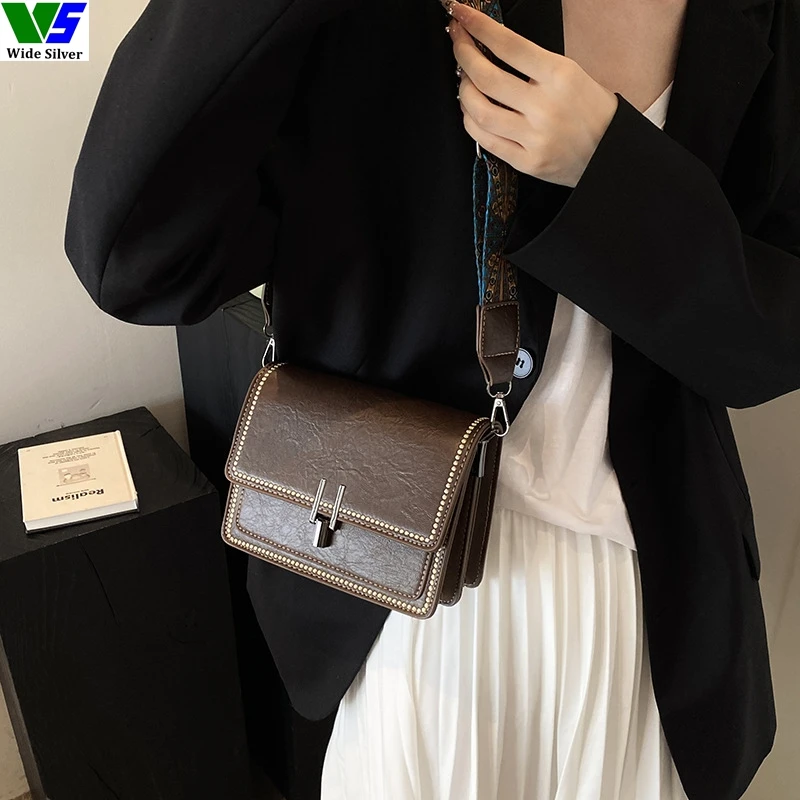 Wide Silver Factory's Vintage Women's Leather Messenger Bag Single Buckles PU Lining for Summer Winter Designed for Ladies