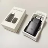 Enchufe europeo negro de 25 W.