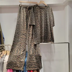 Bettergirl 2025 Spring and Summer New Style Personalized Casual Versatile Leopard Print Hot Diamond Half Sleeve Two Piece Set