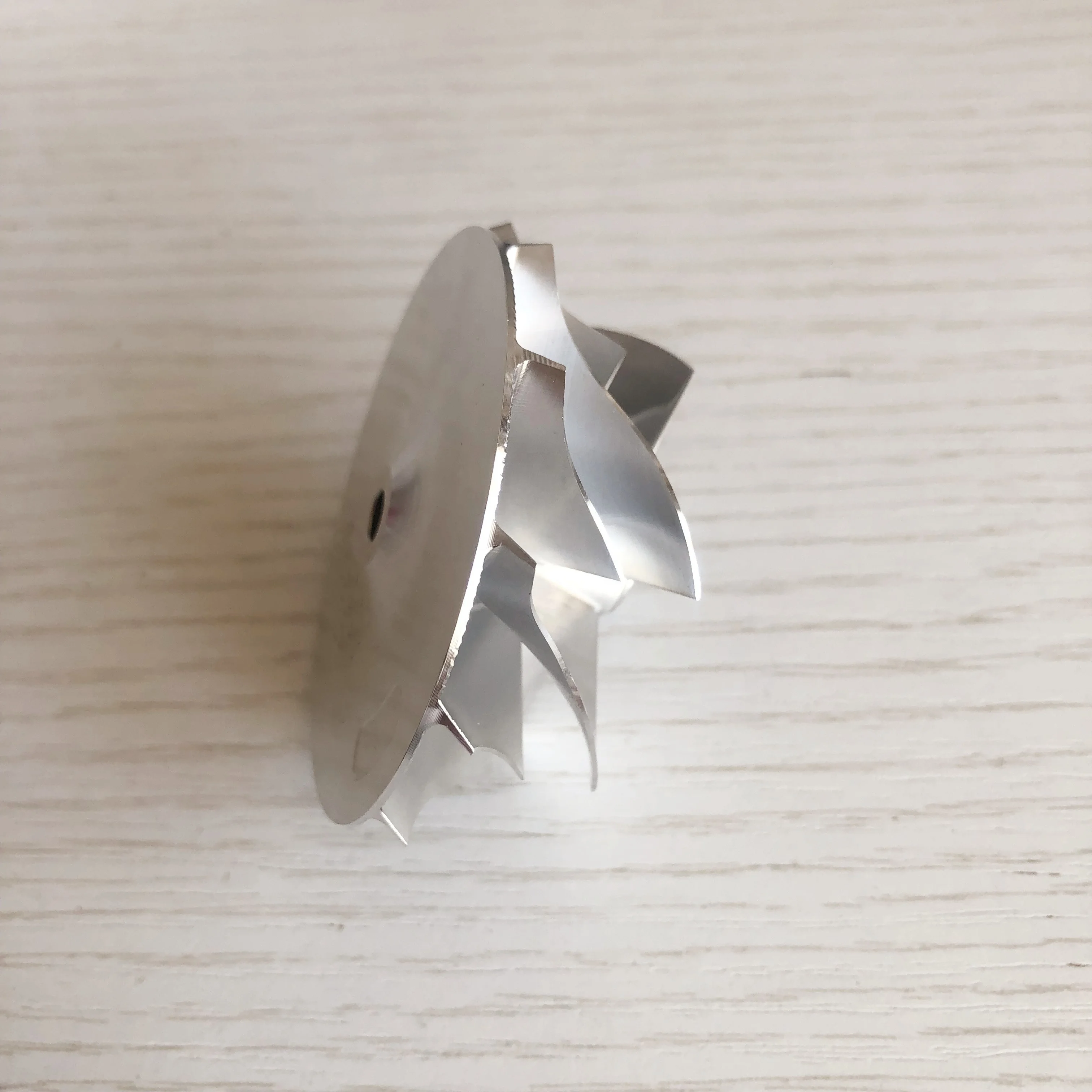 Thương hiệu ô tô Geely ra mắt 3 mẫu xe Geely Coolray, Monjaro, Ex5 tại Việt Nam