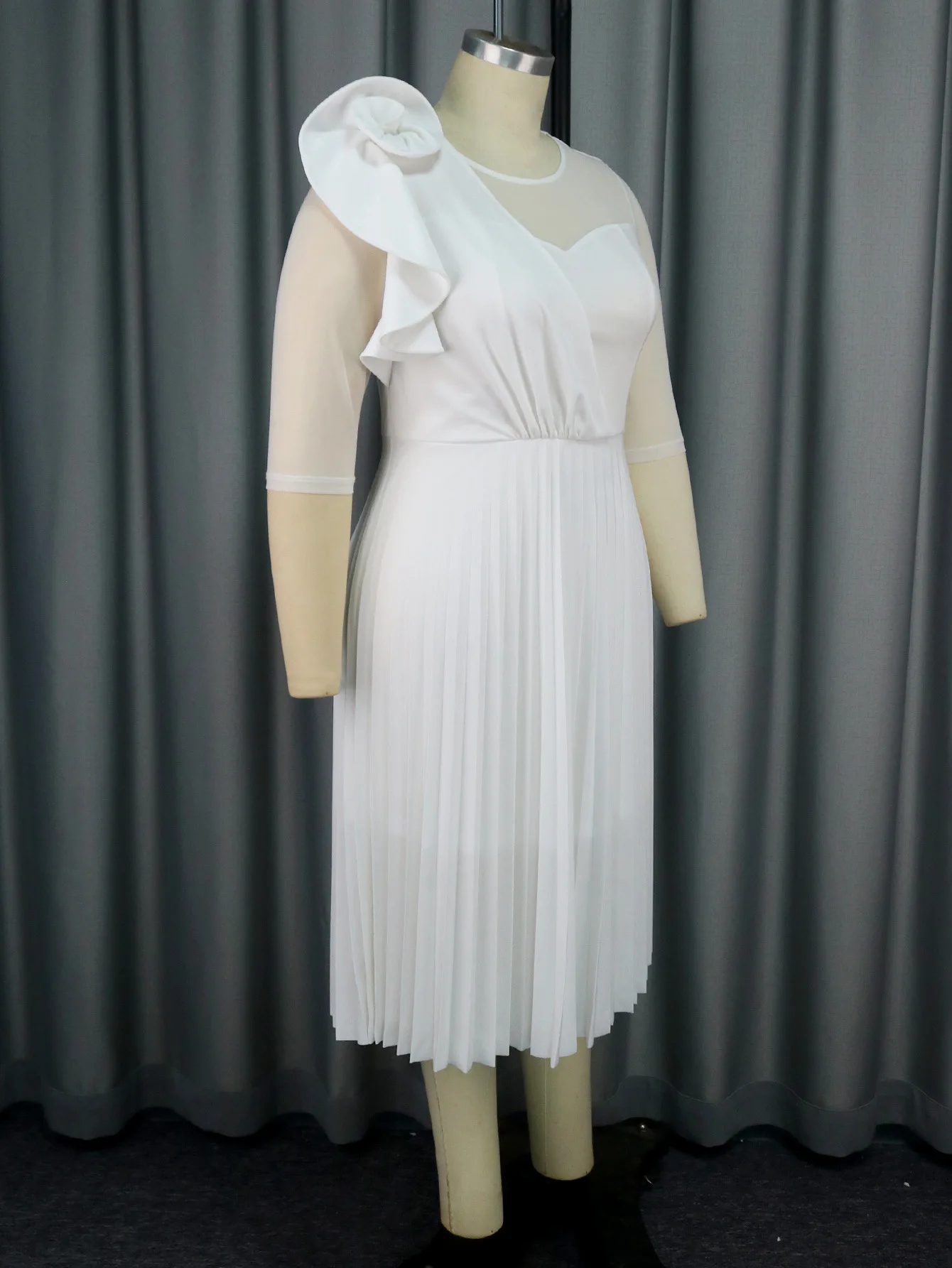 New Arrival Plus Size White Dresses for Woman Elegant Casual White Dress  Fat Women White Dress