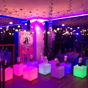 Outdoor Rechargeable Cube Furniture Chair Bar Tables Chairs for Party LED Lighting Cube Outdoor Commercial Art Display