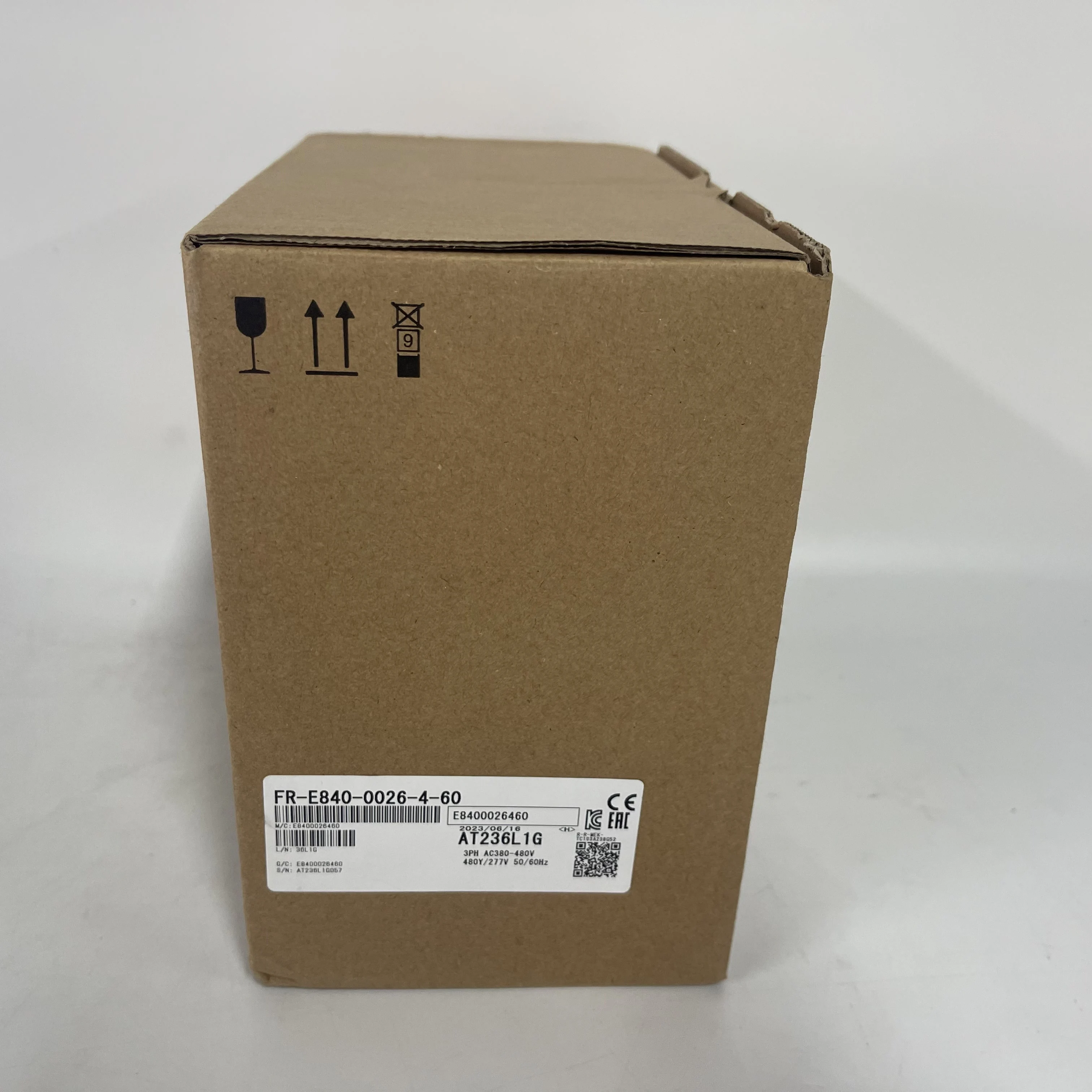 MITSUBISHI ELECTRIC Frequency Inverter FR-E840-0026-4-60