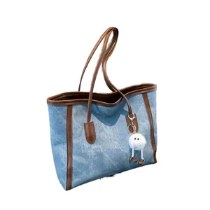 2026 New Arrival Tote Bag for Ladies with Large Capacity Retro Style Shoulder Bag for Daily Commuting New Trendy Underarm Bag