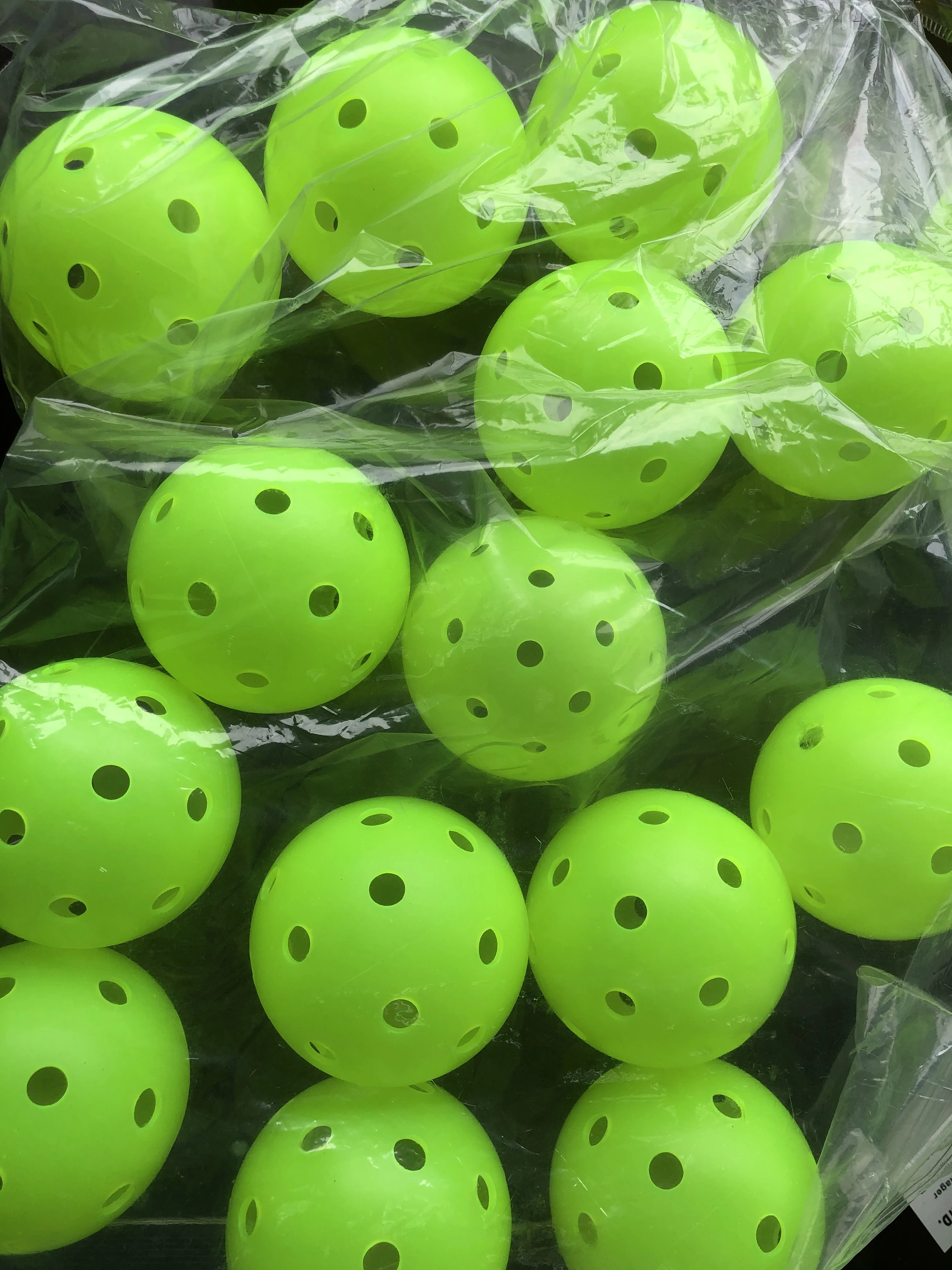 NEOB Pickleballs USAPA Standard Pickle Balls Competition Seamless Pickleball for Outdoor Courts 26 Holes Pickleball Balls