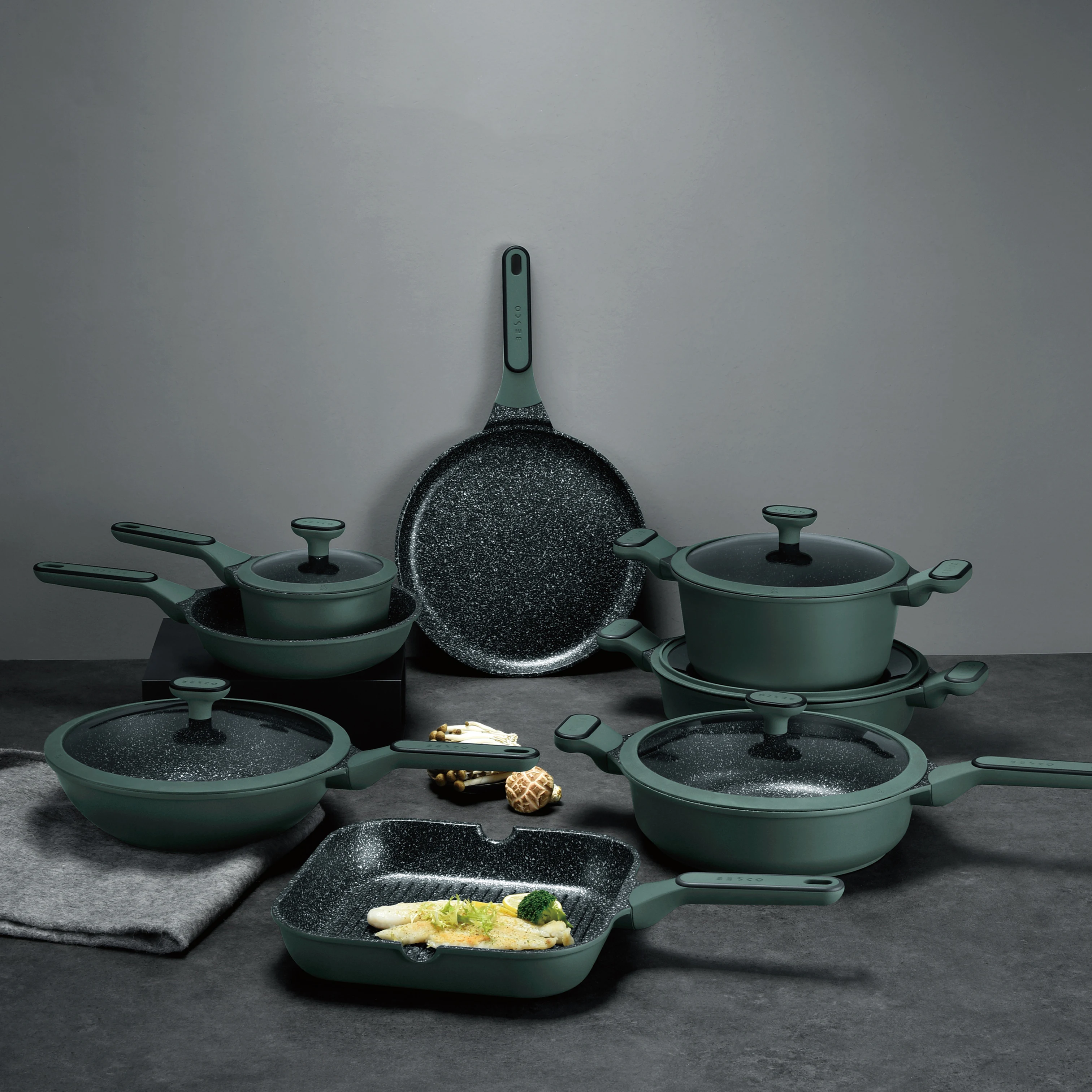 Wok ASIA 15 liters with cast iron pan lid Kazan Camping - Germany, New -  The wholesale platform