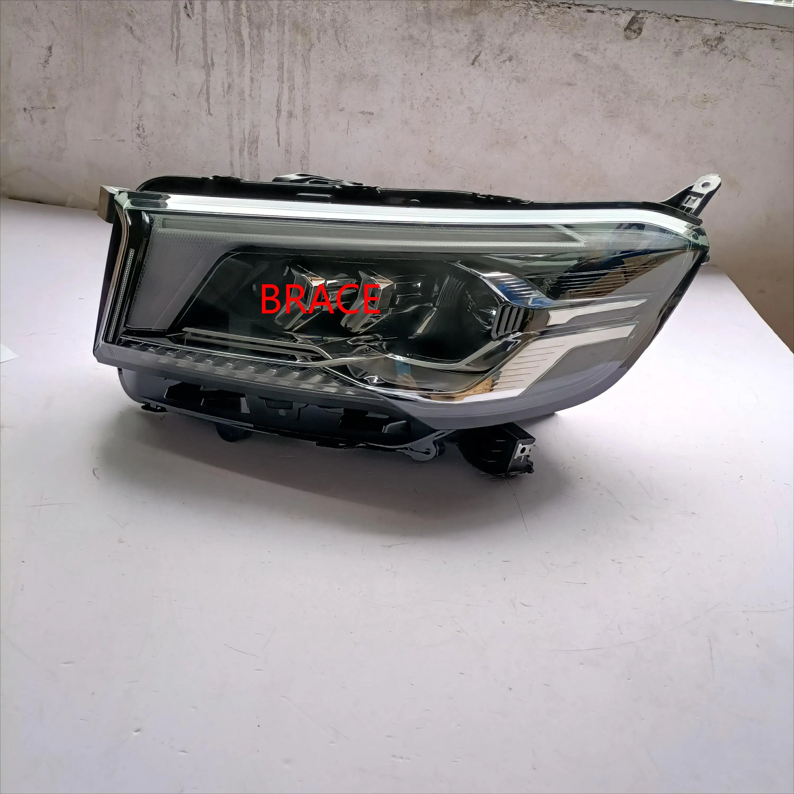 Headlight Auto Headlamp for Maxus Deliver 9 Maxus V90