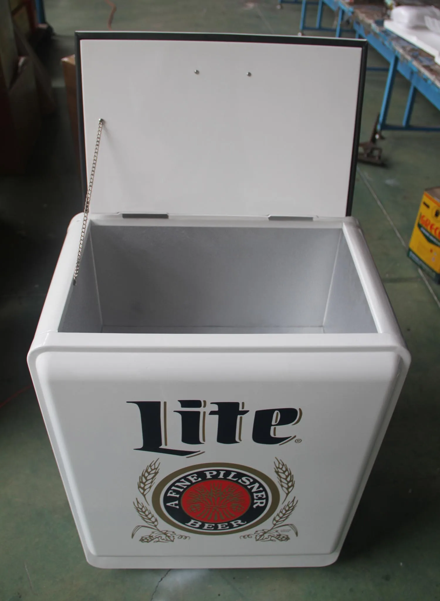 Large Patio Beer Cooler Box,Ice Cooler Buy Portable Cooler Box
