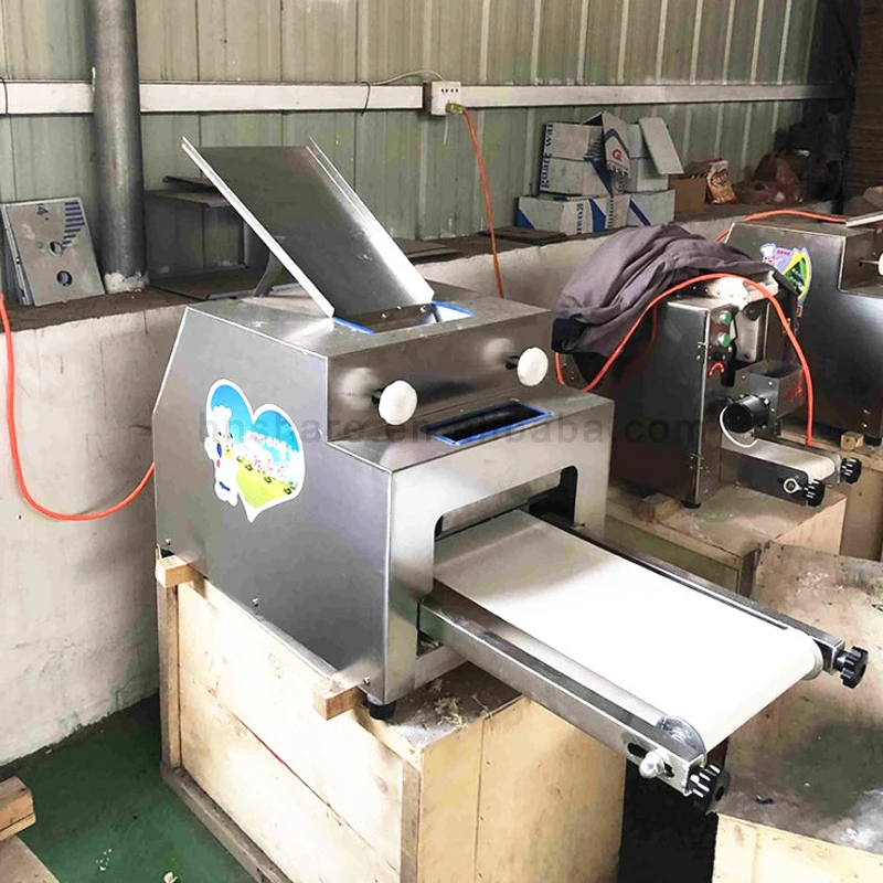 Electric Pizza Base Making Machine Automatic Pizza Dough Roller Making Machine