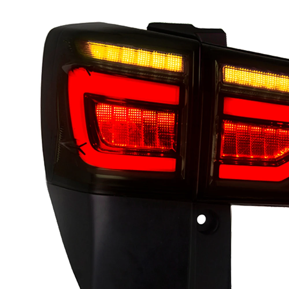 Vland Good Quality New Arrival Automotive Parts Auto Light Systems Taillights Tail Light For Toyota Innova 2016-Up factory