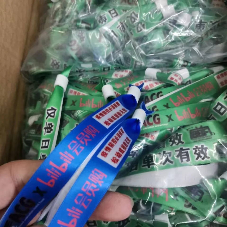 Manufacturer Wholesale Cheap Custom Adjustable Fabric Wristband for Events preview 5