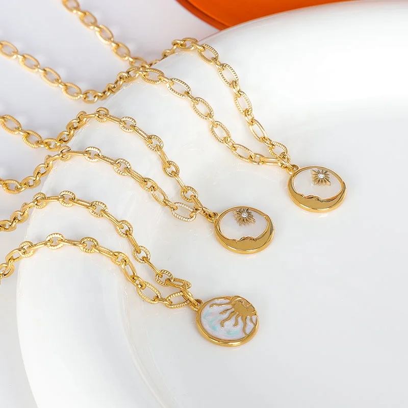 18K Gold Plated Retro Stereo Stainless Steel Vintage 10mm Sun Moon Stars  Round abalone White Coin Pendant Necklace with Shell