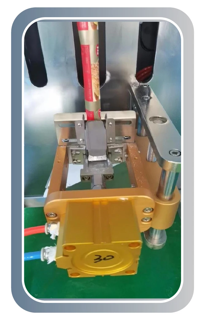 Durable Auto Packing Machine Packaging Barley Wheat Coconut Flour Vertical Packing Machine