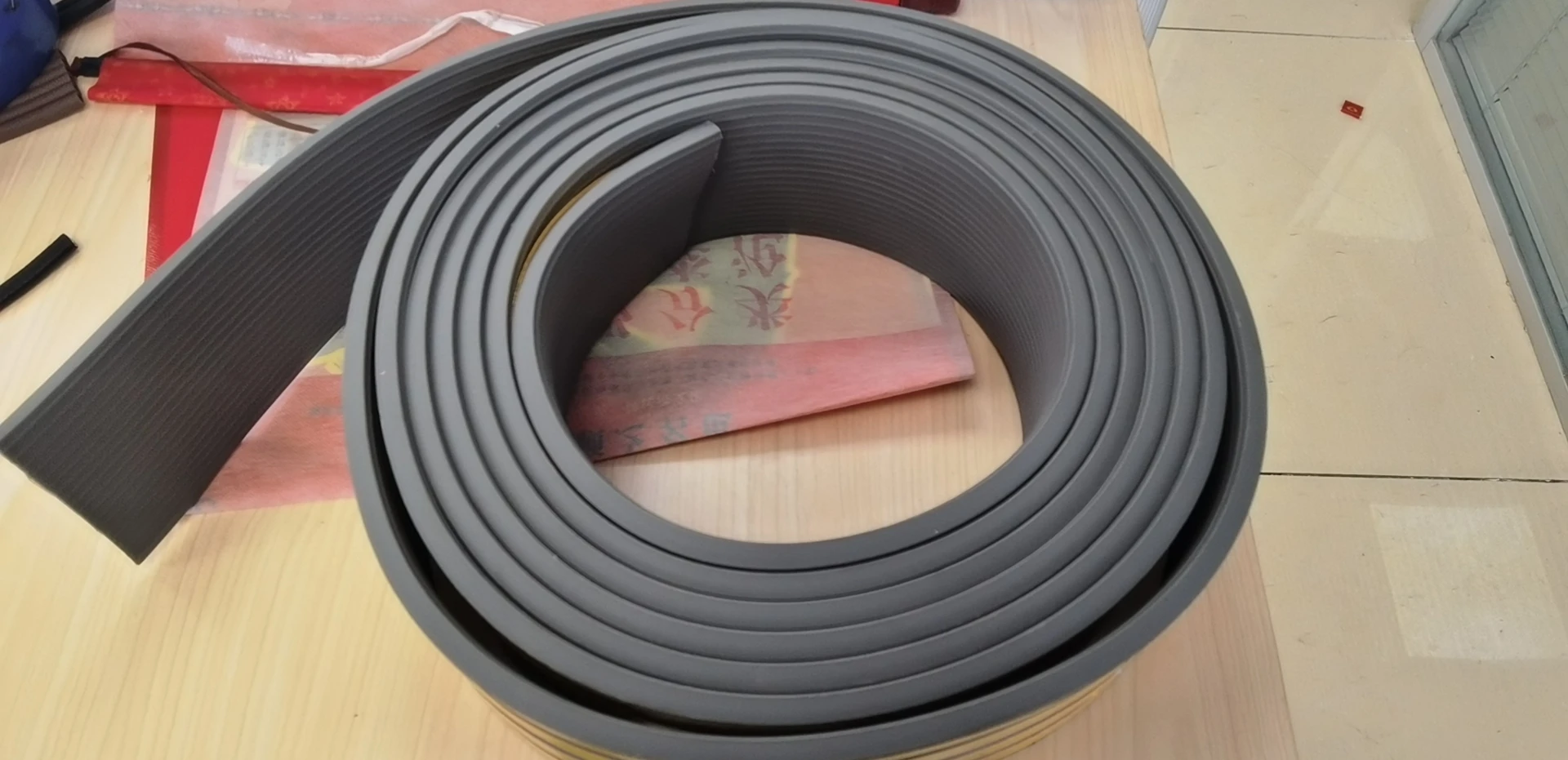 TPE Material Indoor Rubber Wheelchair Threshold Ramp Speed Bumps for Bathroom Use factory