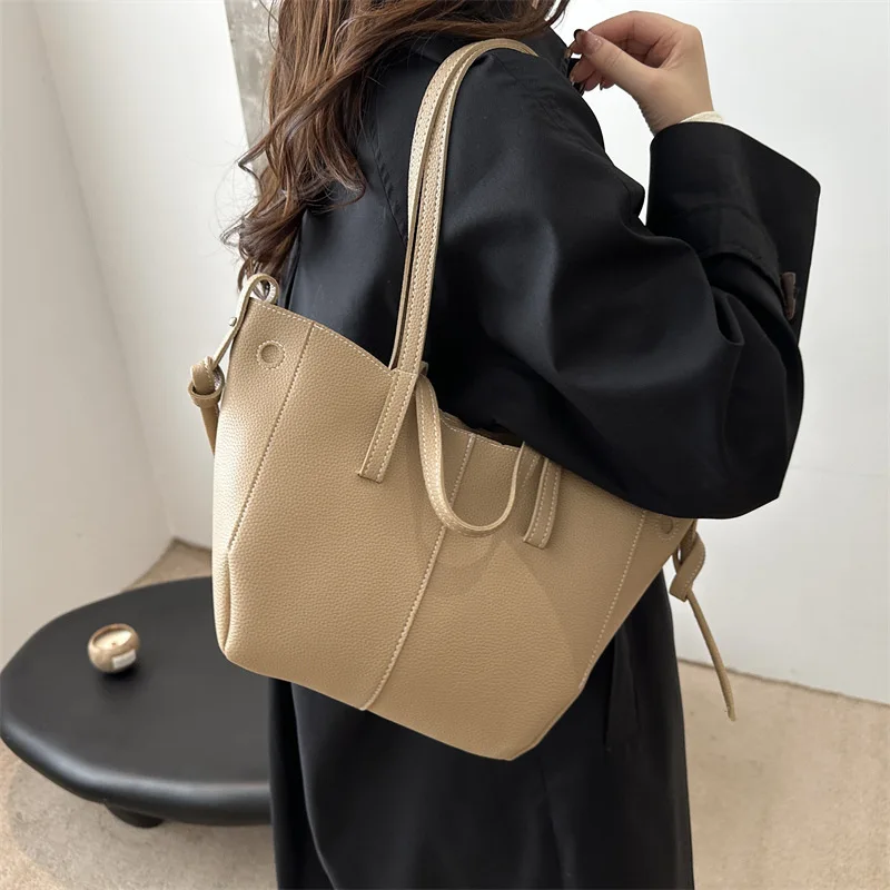 2025 French Style Wing Bag Lychee Pattern Tote Handbag Cross-Border Large Capacity Commute Shoulder Bag with PU Lining Tote Bag