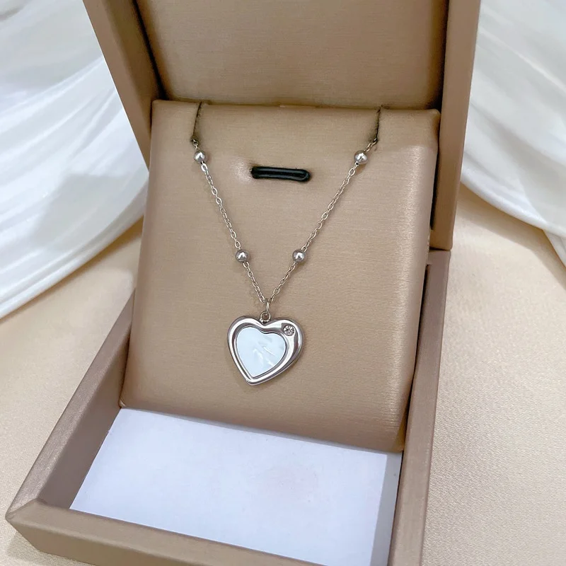 product 2026 high quality heart shaped pendant shell diamond stainless steel non fading ladies heart shaped pendant necklace-5