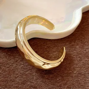Factory  Low MOQ  Minimalist Smooth Gold Plated Alloy Jewelry Wide Bangles Opening for Jewelry for Daily Wear Simple
