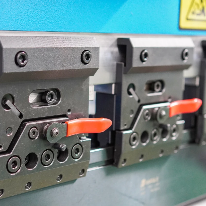 Factory Wholesale Automatic CNC Sheet Metal Bending Machine for Sale