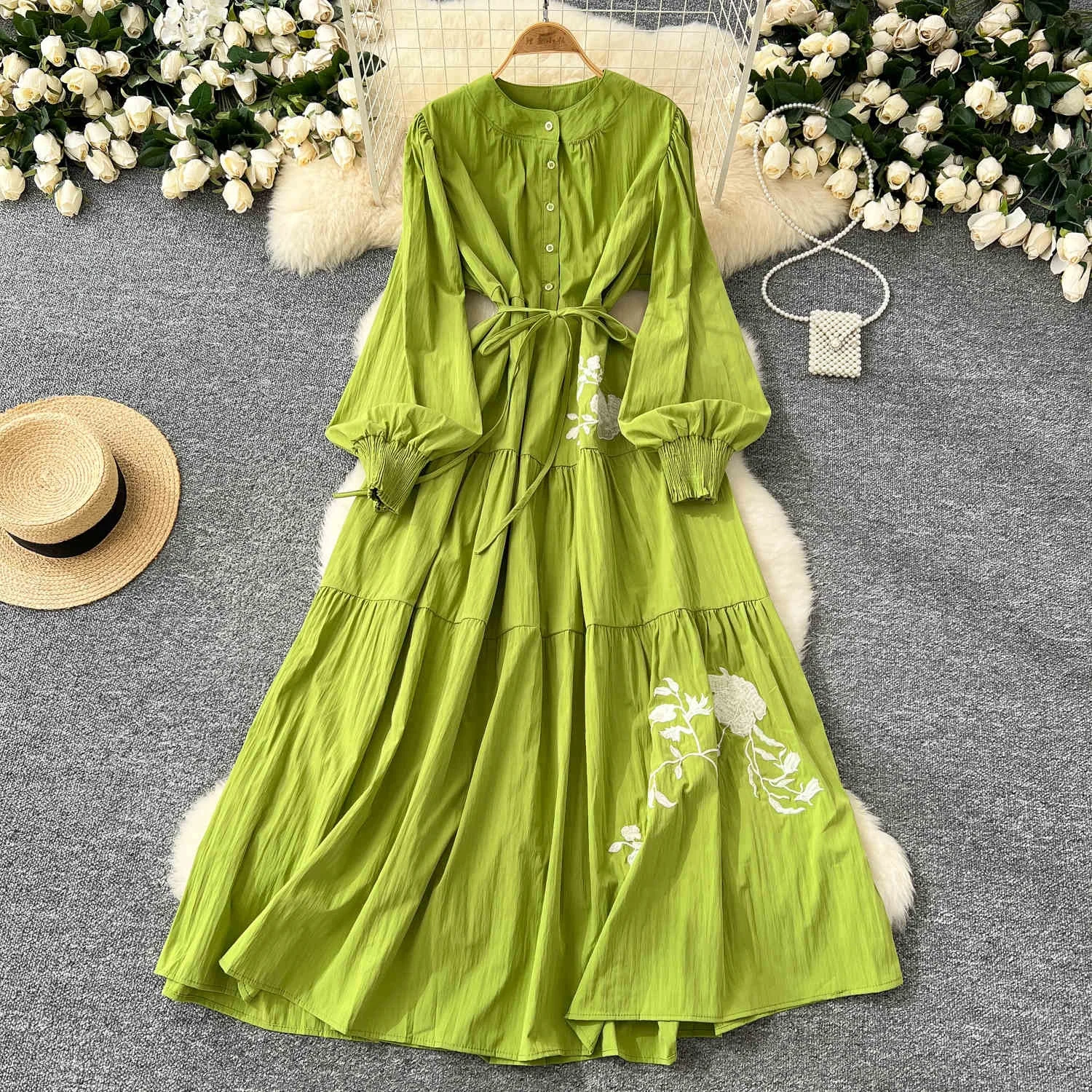 Shop French Vintage Dresses With Elegant Flower Embroidery Shop French Vintage Dresses With Elegant Flower Embroidery