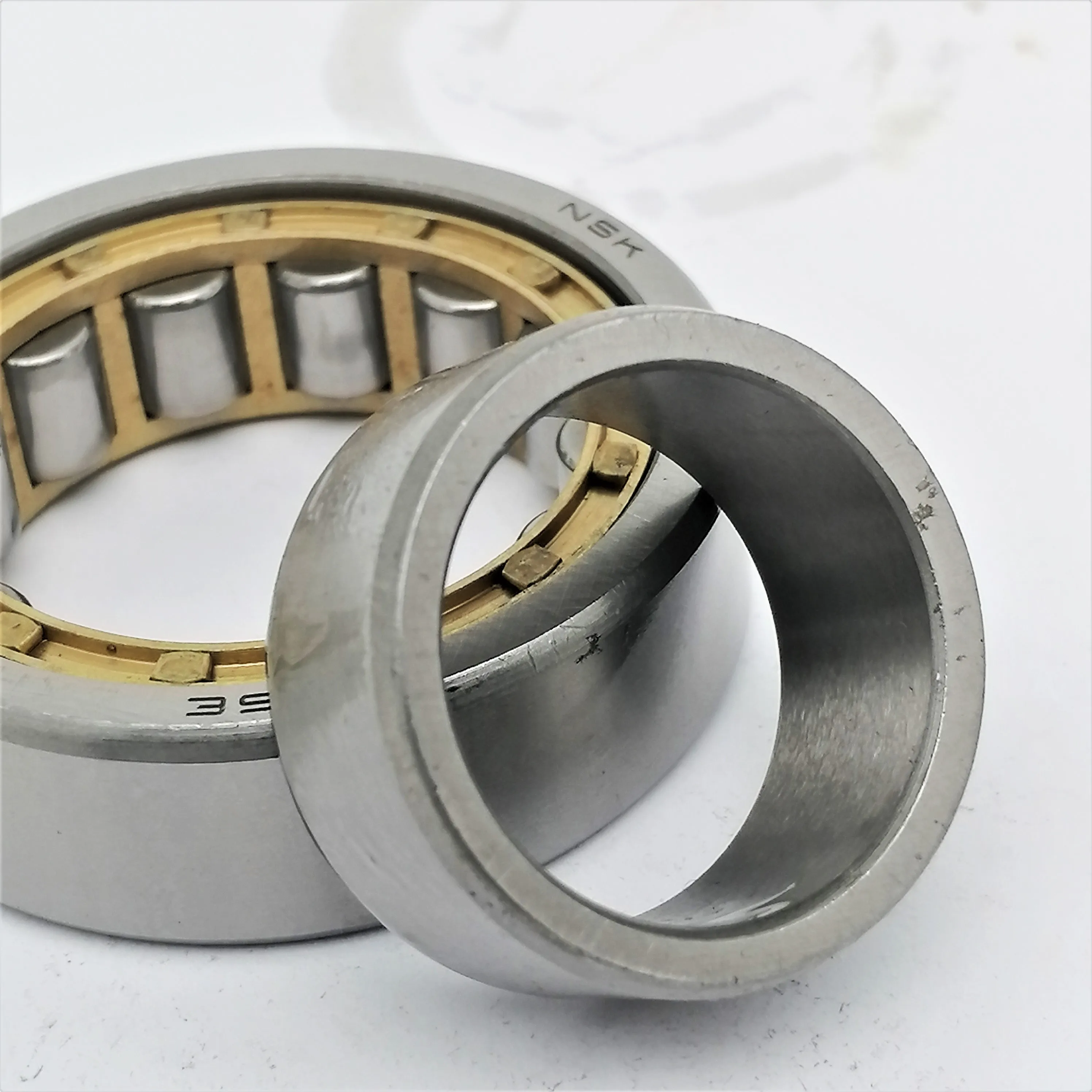 Forklift Spare Parts cylindrical roller bearing 9511003117  for Linde Forklift Spare Parts details