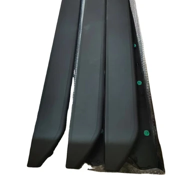 Navara Auto Parts New Rear Wing Upper Cover Plate for Pickups