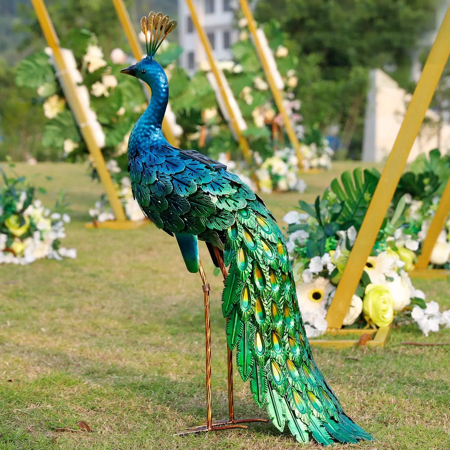 Outdoor Solar Peacock Statue Metal Animal  Sculptures Animal Figurines Yard Art As picture showed