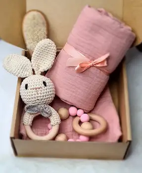 C'dear Custom Natural Knitting Cute Carton Elephant Baby Crochet Rattle Ring Teether Set With Muslin Wrap//