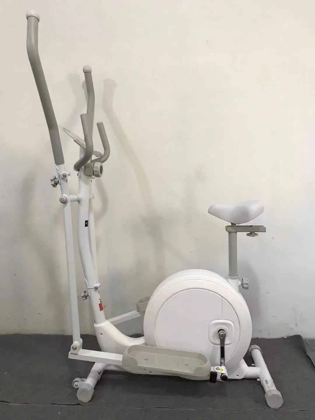 Factory Direct Price Latest Design Cross Trainer Elliptical Machine Fitness  Trainer Exercise Bike