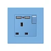 Prise britannique commutée avec 2 ports USB