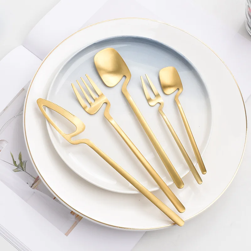 5pcs Creative Novel Metall Besteck Edelstahl 304 Messer Gabel Löffel Set Vergoldetes Besteckset