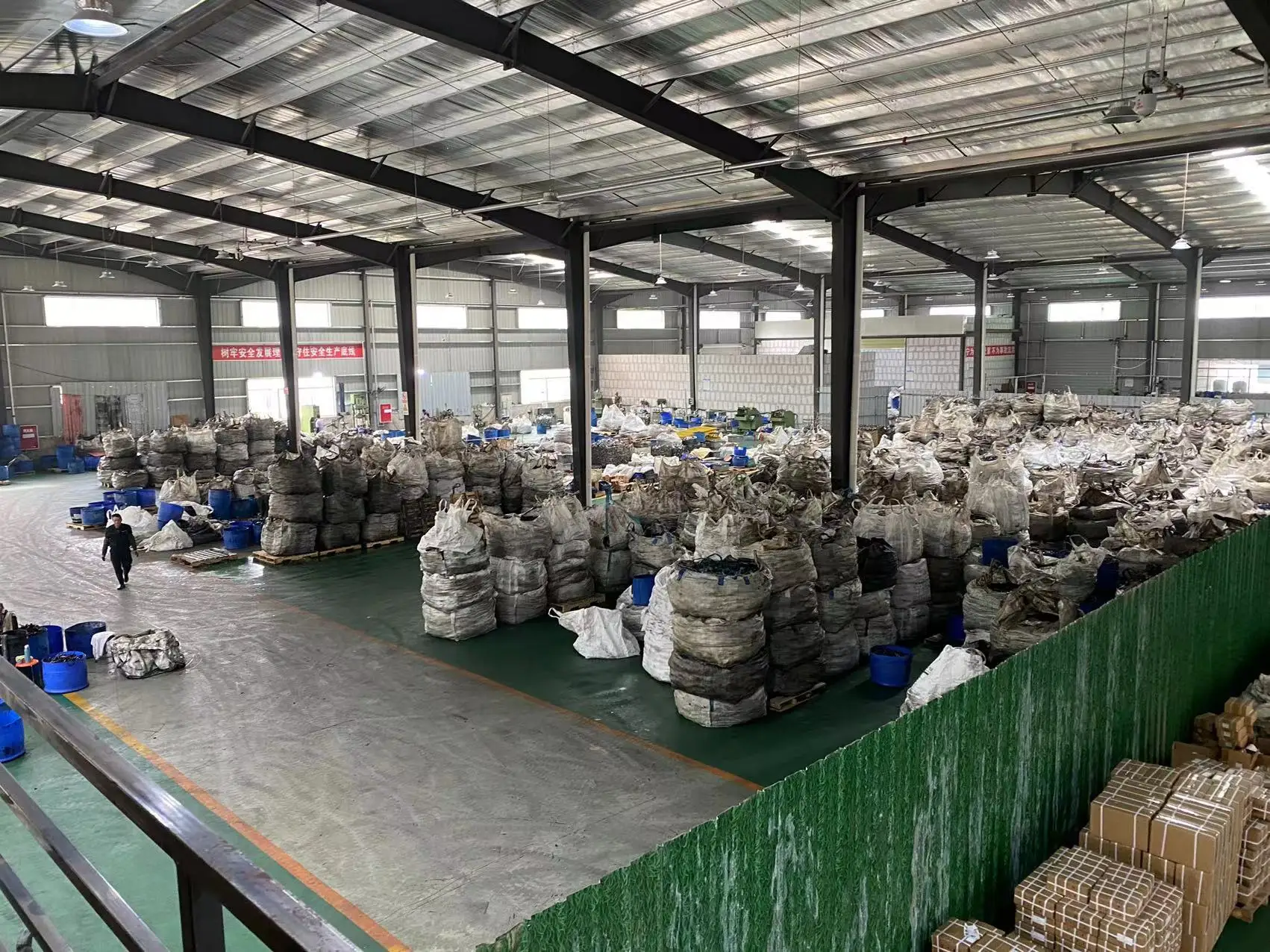 Chongqing Songti Trading Co., LTD. 3